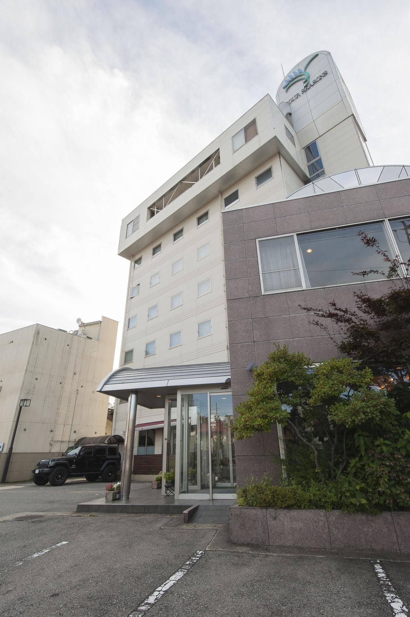 Takayama City Hotel Four Seasons Zewnętrze zdjęcie