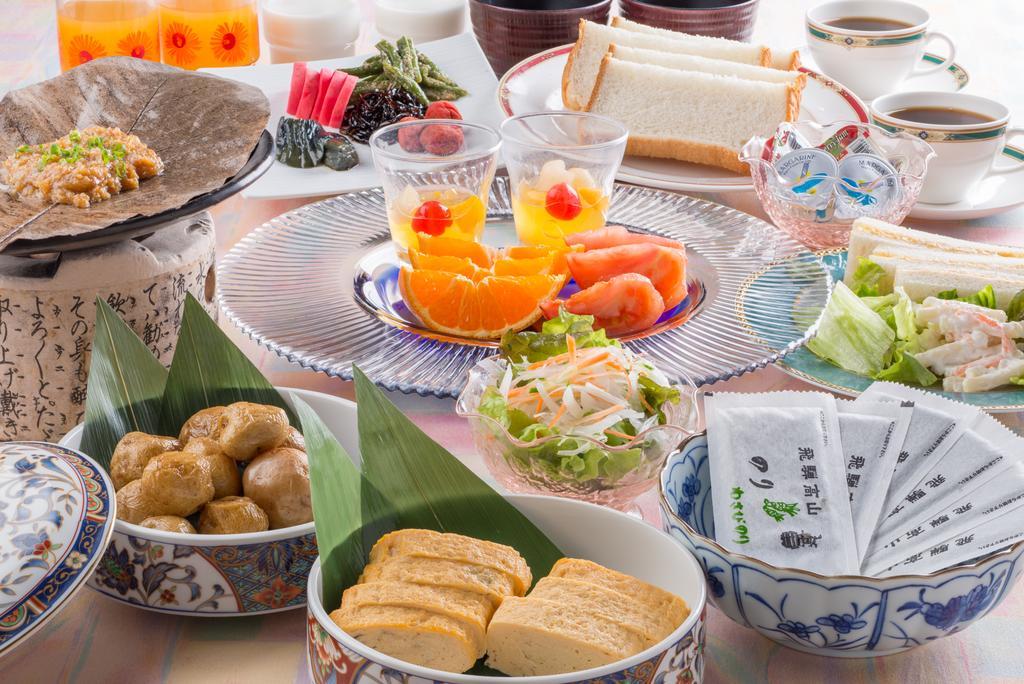 Takayama City Hotel Four Seasons Zewnętrze zdjęcie